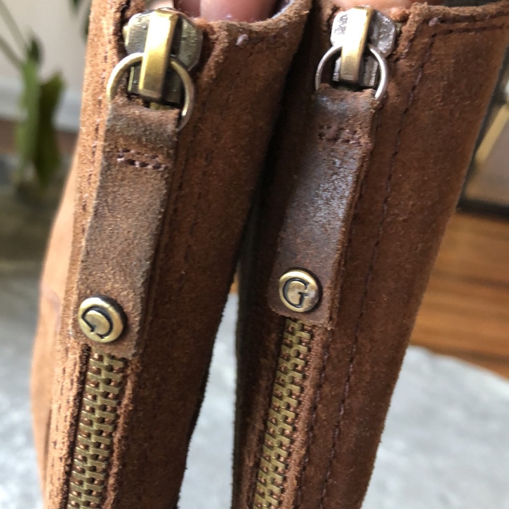 Guess boots. 🤎. Size 5.5 M - Picture 4 of 9